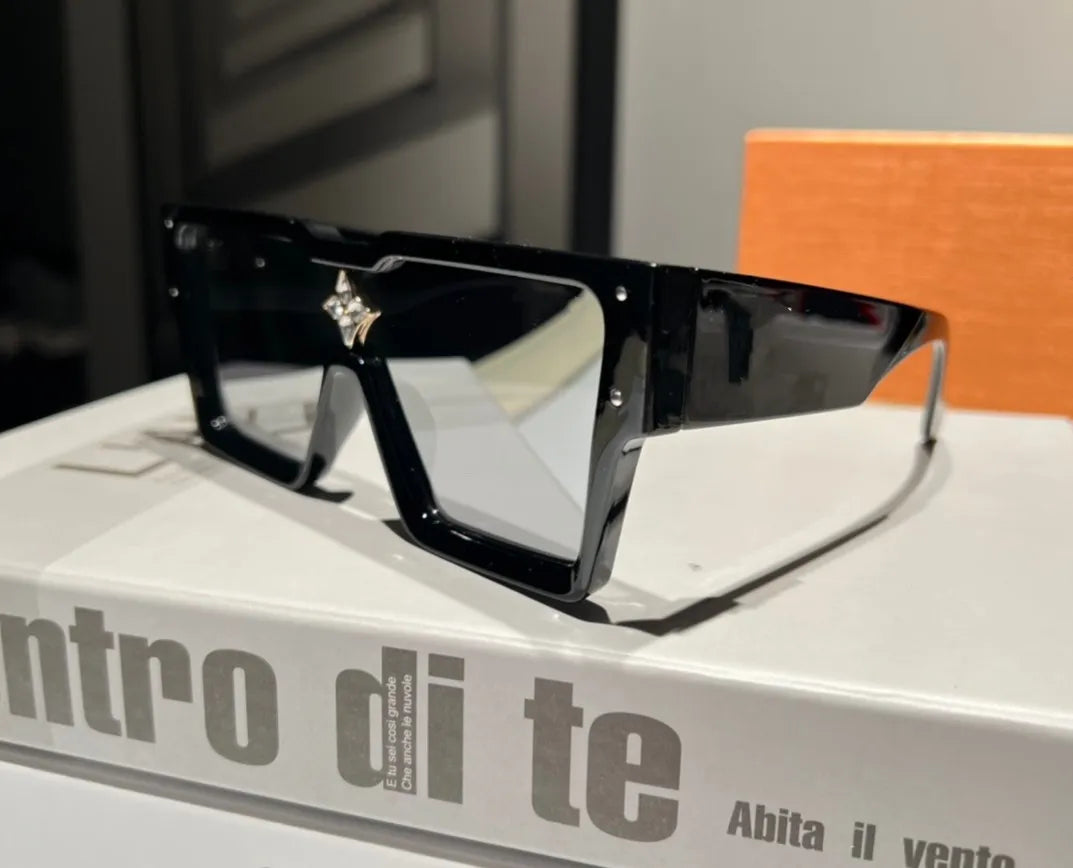 Designer Cyclone Sunglasses Men and Women Fashion Large Frame Square Mens Sunglass Oversized Glasses Millionaire Plank Sunglasses 1547 Vintage Eyeglass
