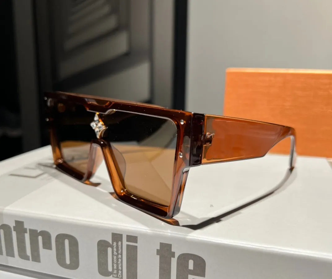 Designer Cyclone Sunglasses Men and Women Fashion Large Frame Square Mens Sunglass Oversized Glasses Millionaire Plank Sunglasses 1547 Vintage Eyeglass